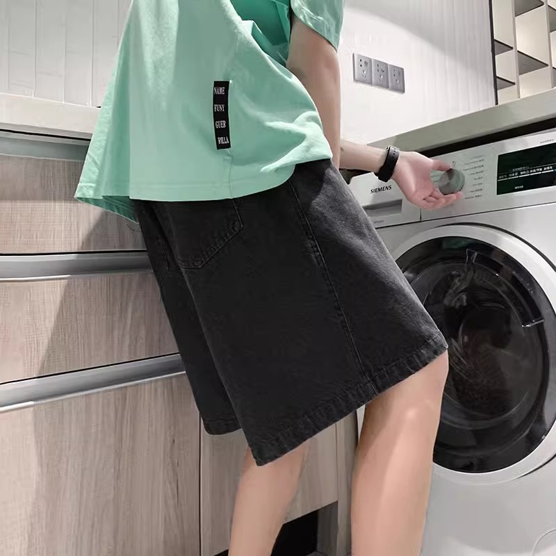 2025 New Korean Style Vintage Men's Jeans Summer Loose Male Wide Leg Knee Length Shorts New Washed Fashion Short Denim Pants thumbnail